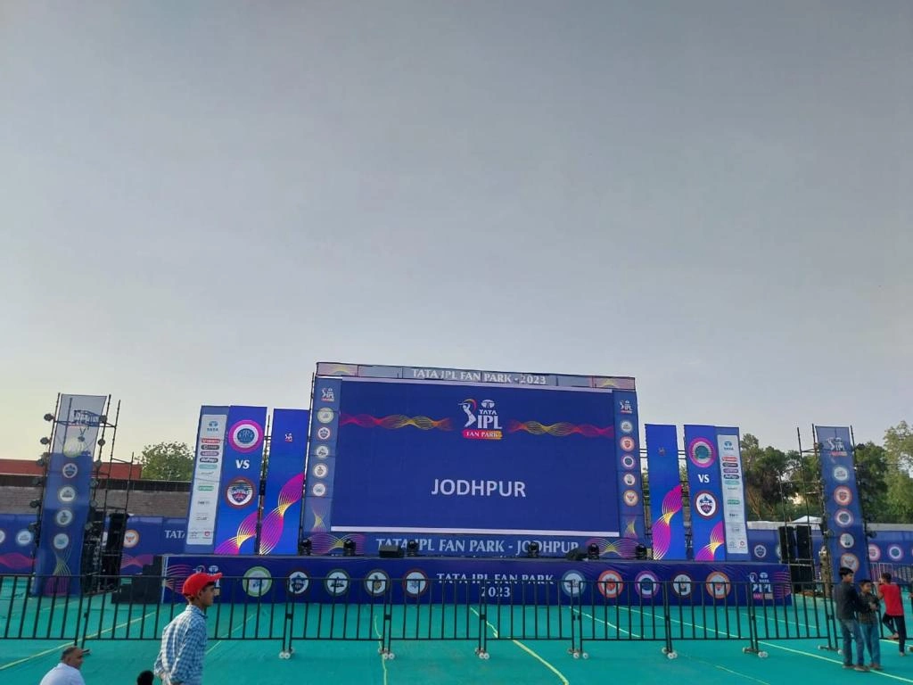 Stage Lighting & Event Branding - Audio Visual Rental House